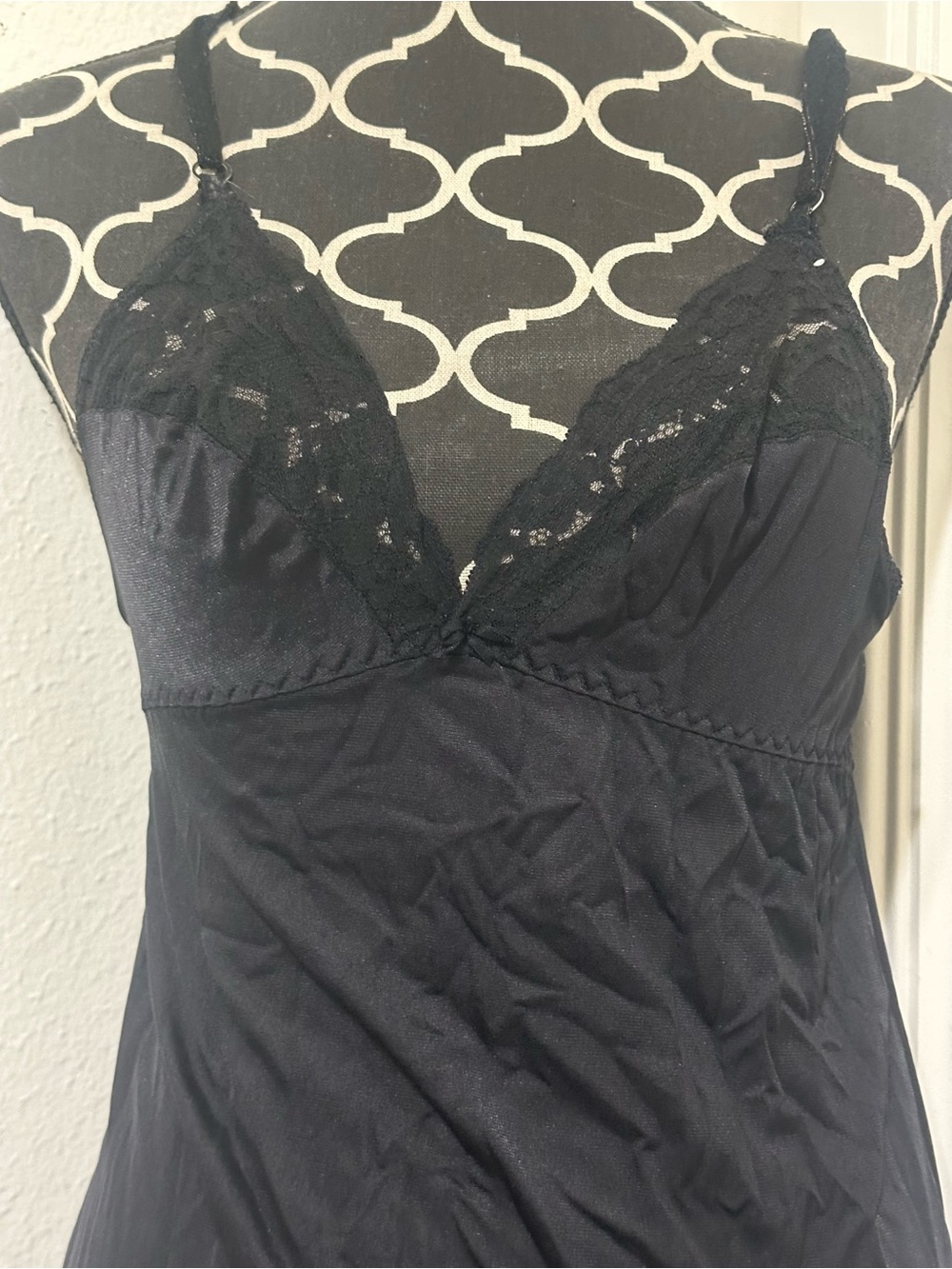 Vintage Maidenform Sweet Nothings Full Slip Size 34 Black Lace Satin USA Union - Picture 7 of 9